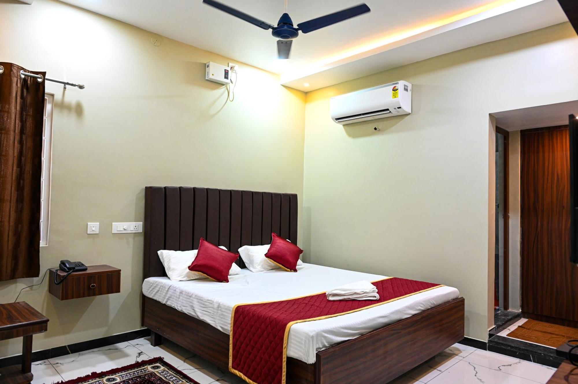 Lakshmi Residency Hotel Thiruvarur ภายนอก รูปภาพ